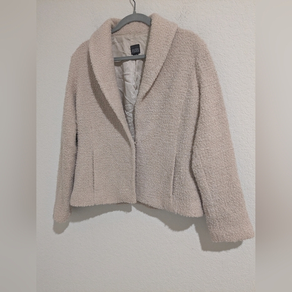 Eileen Fisher Cream Fuzzy Teddy Boucle Wool V-Neck Single Closure Blazer Jacket - Picture 4 of 15